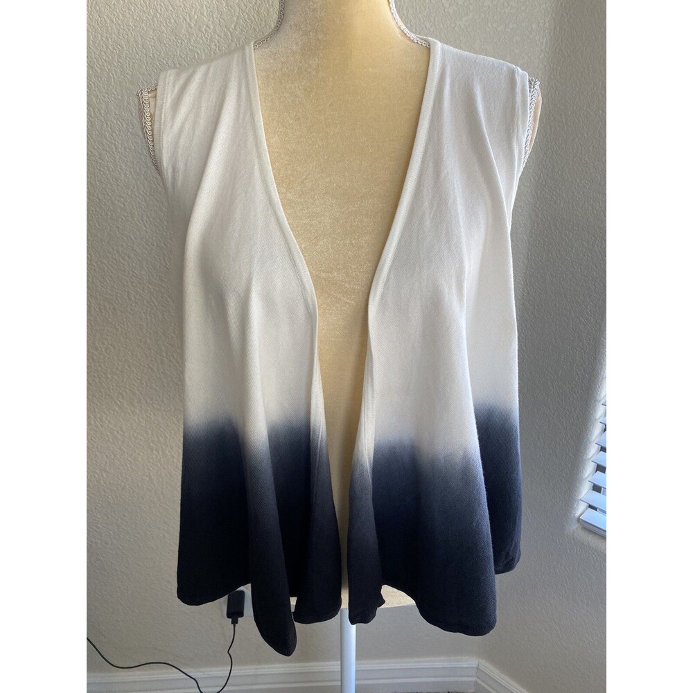 NWT WD NY Hombre Cream, Grays, Black Sleeveless Sweater Vest Sz M